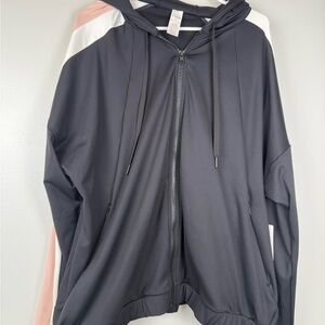 Isabella Black Active Wear Sweatshirt